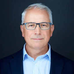 Balogh István patkolókovács mester, MODELLO Intézet
